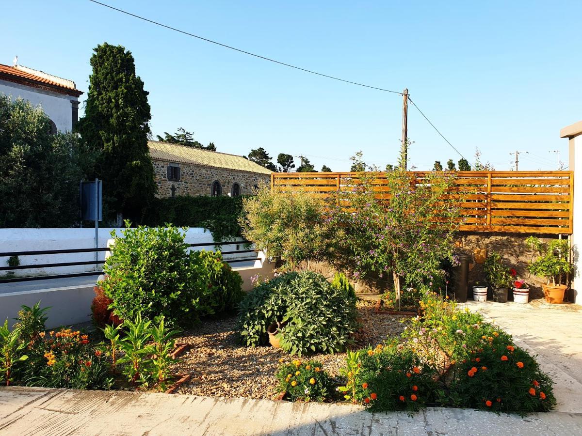 Repanidi Apartments Repanidhion Екстериор снимка
